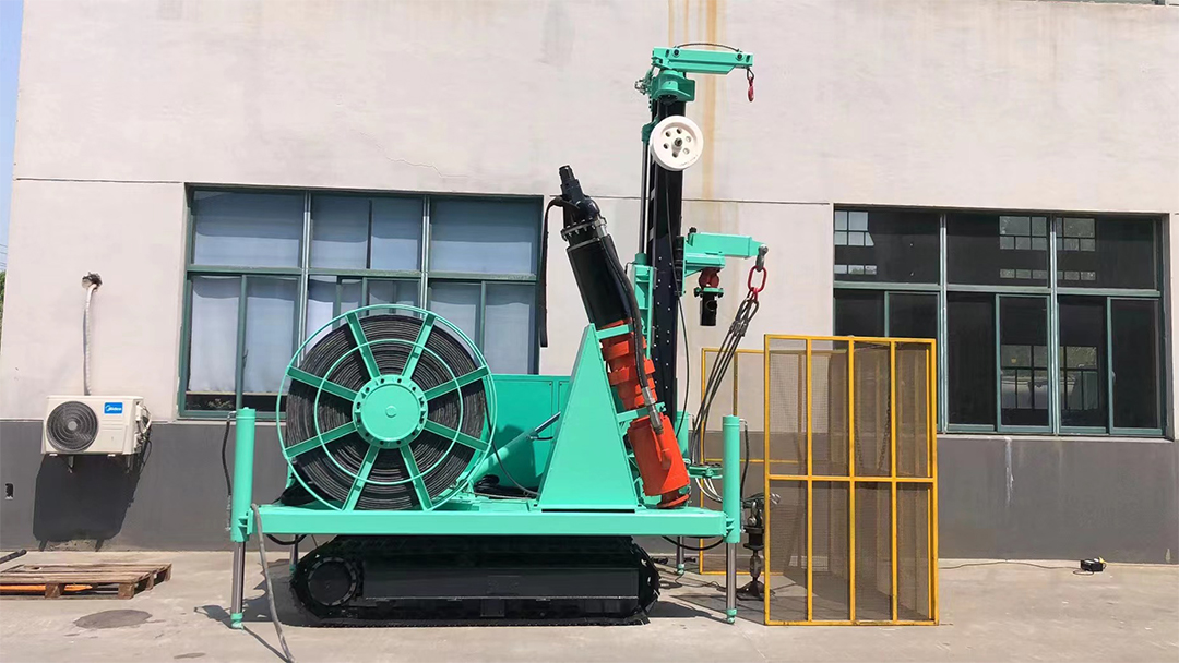 Low headroom pile drill-1